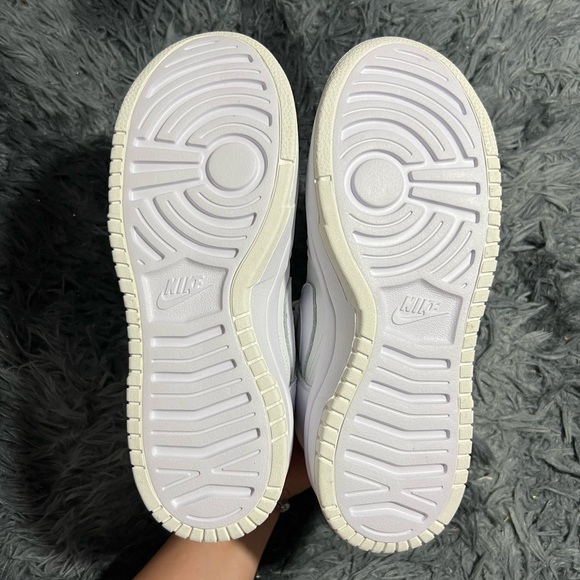 Women’s Dunks High - White - Picture 2 of 6